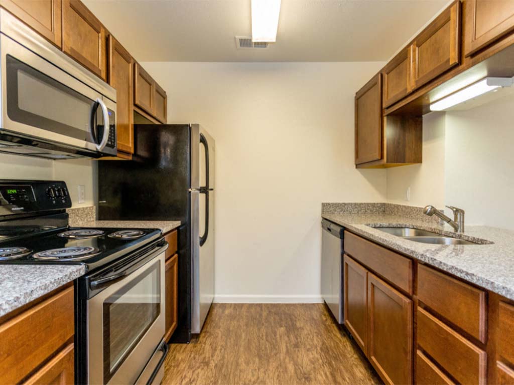 Bexley Village Apartments – photo 1