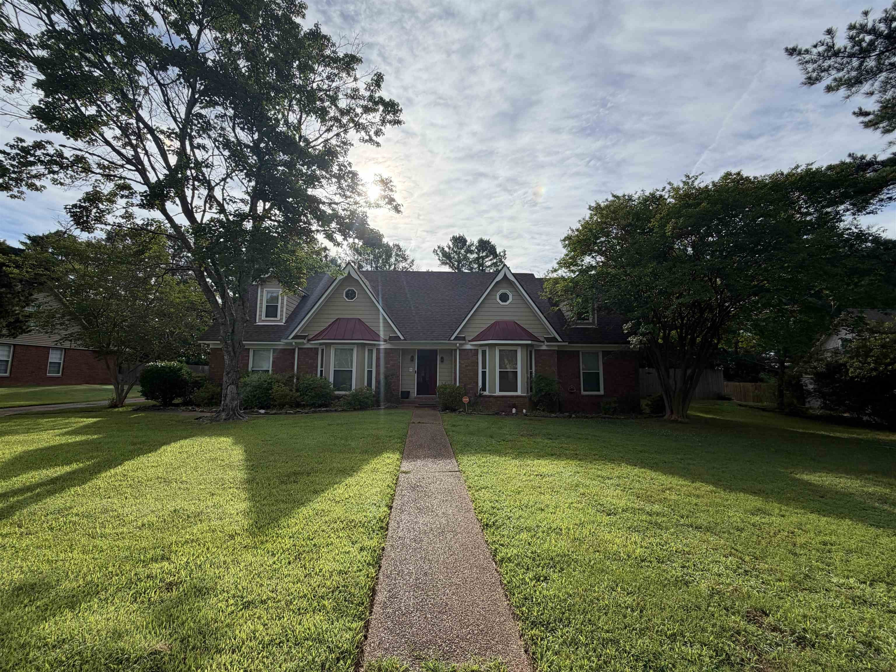 956 ROLLING OAKS Ln – photo 1