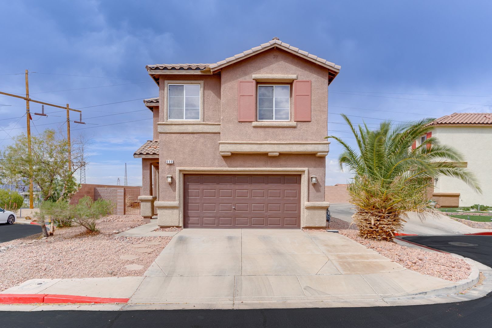 VIBRANT 3BEDROOM 2.5BATH HOME IN 89015 – photo 1