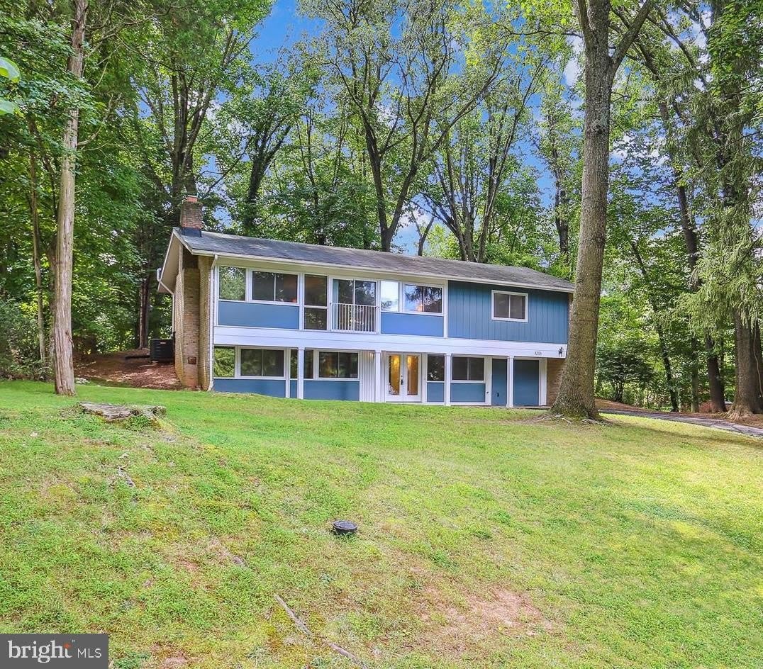 8206 STONE TRAIL Drive – photo 1