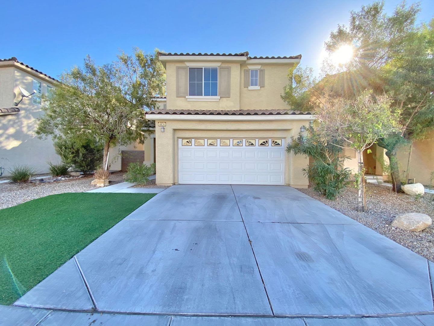 Comfort & Convenience in This Beautiful 4-Bedroom Home – photo 1