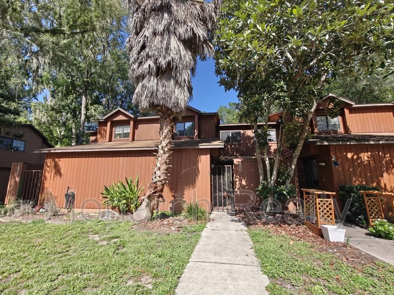 830 SW 56th Terrace – photo 1