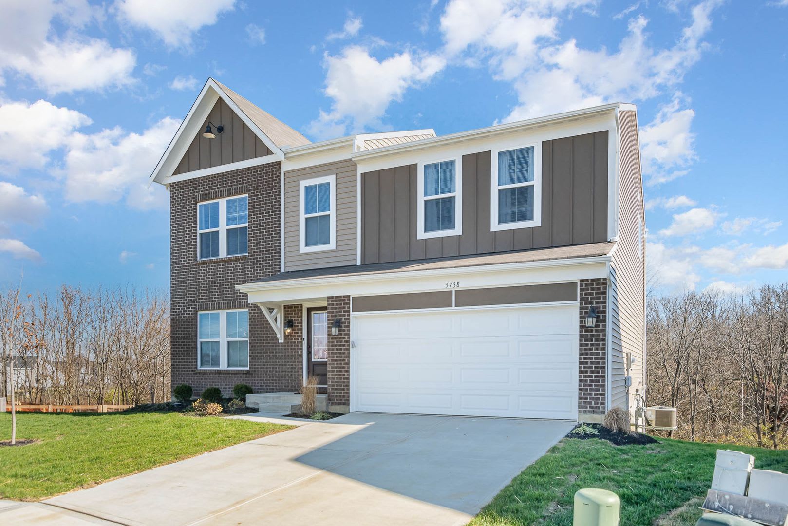 Brand new and fully furnished corporate executive home – photo 1 of 23