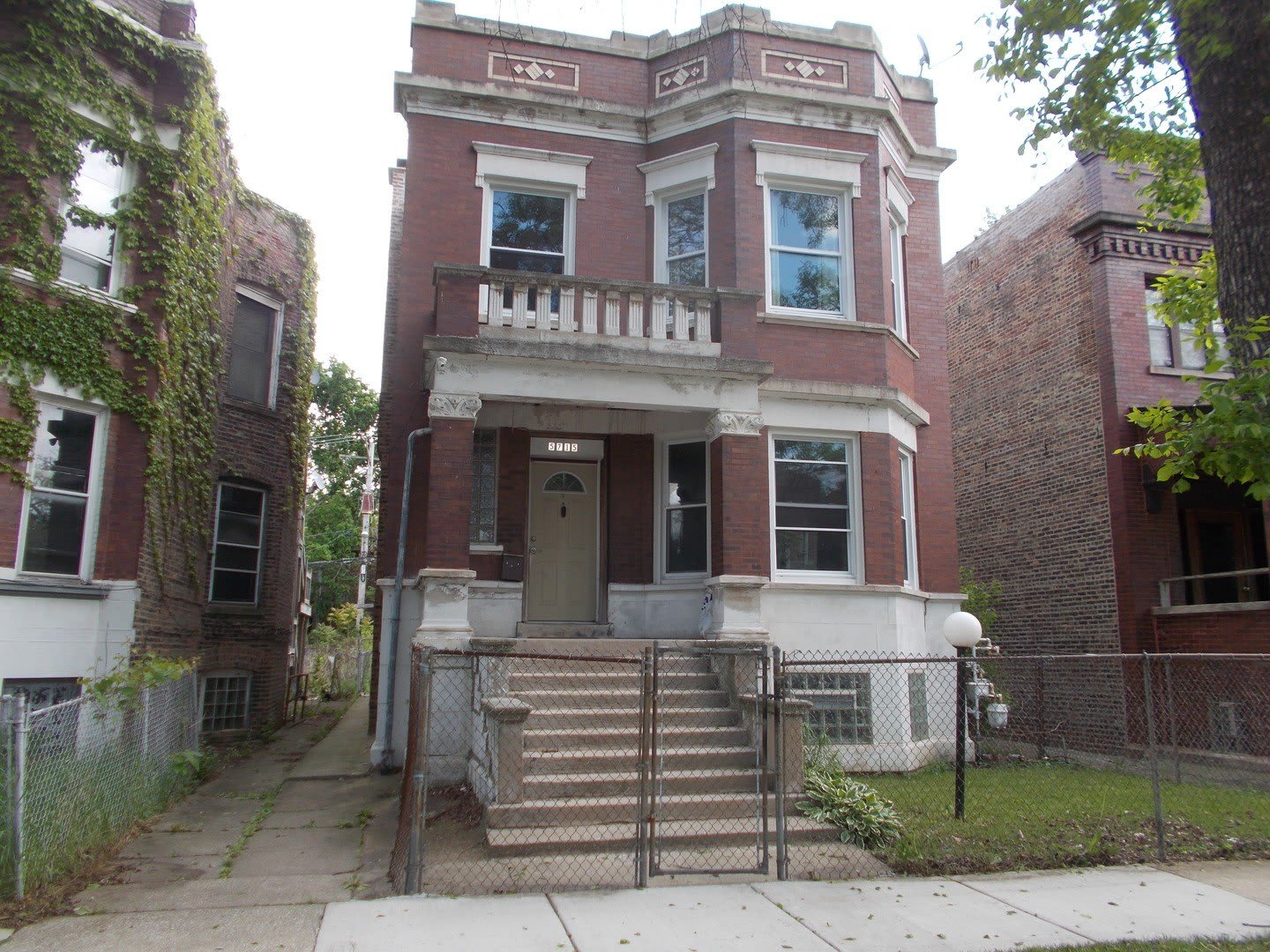 5715 S Sangamon Avenue – photo 1
