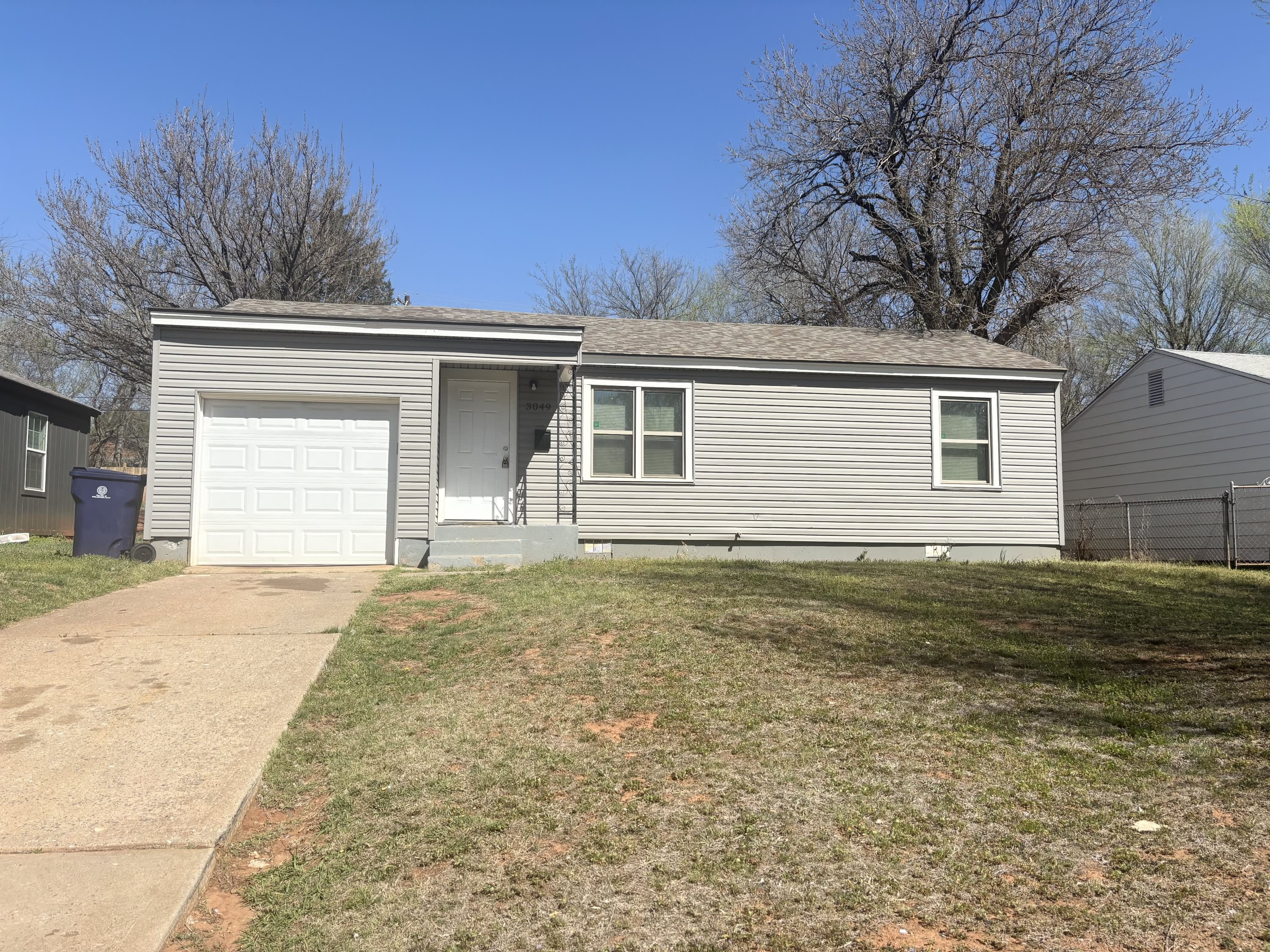 3049 Northeast 15th Street – photo 1