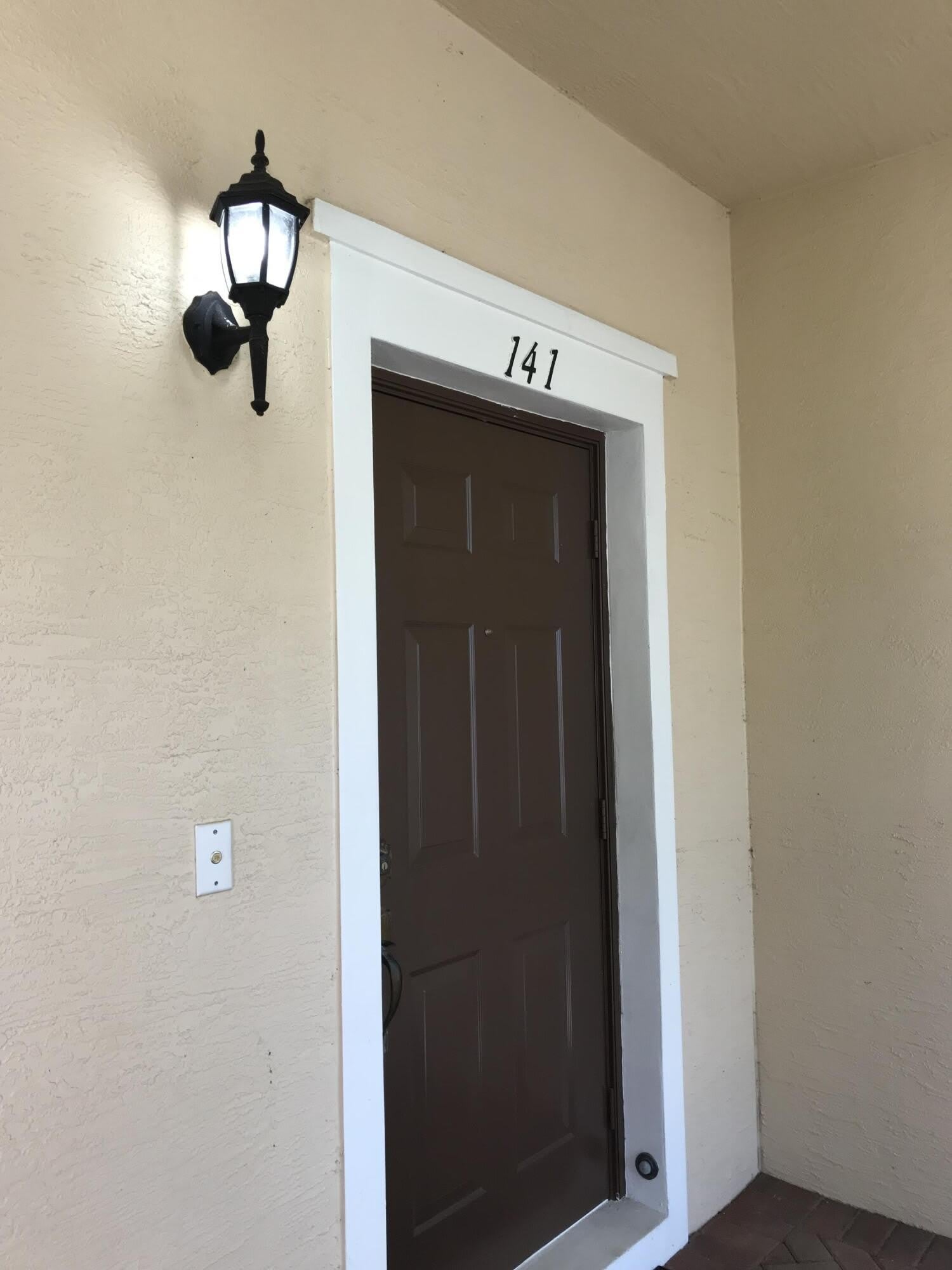 141 E Thatch Palm Circle – photo 1