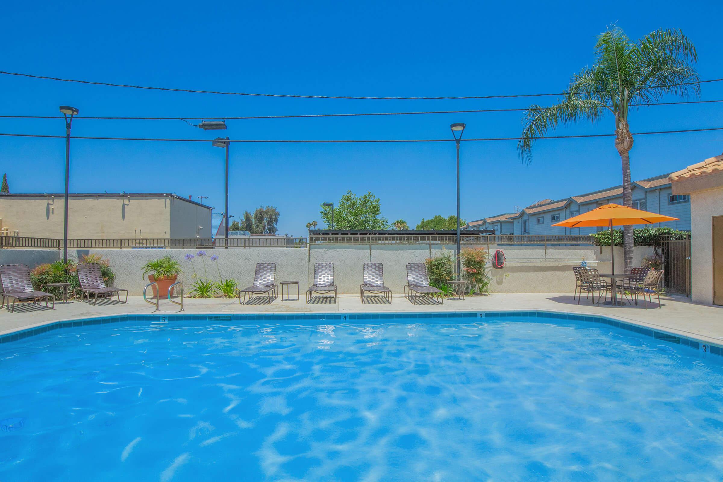 Glenoaks Terrace Apartments – photo 1