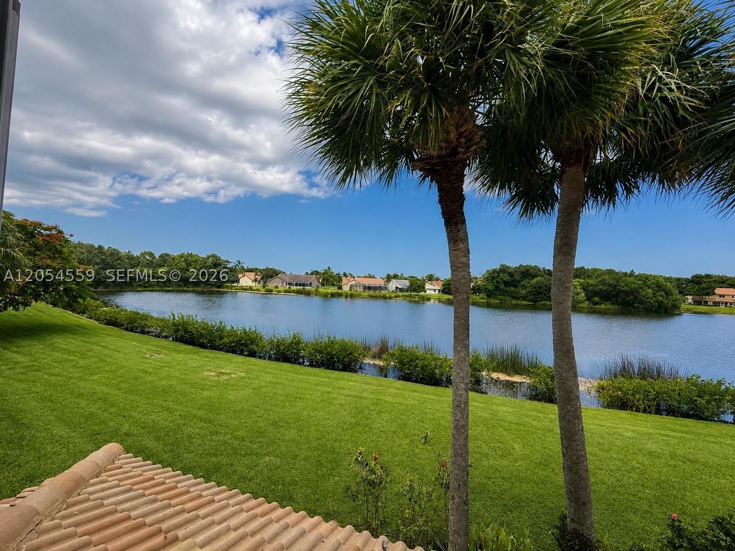7337 Smithbrooke Dr – photo 1