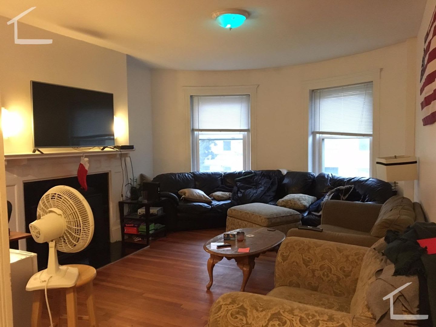 Huge 4 bed unit for the upcoming school year! – photo 1