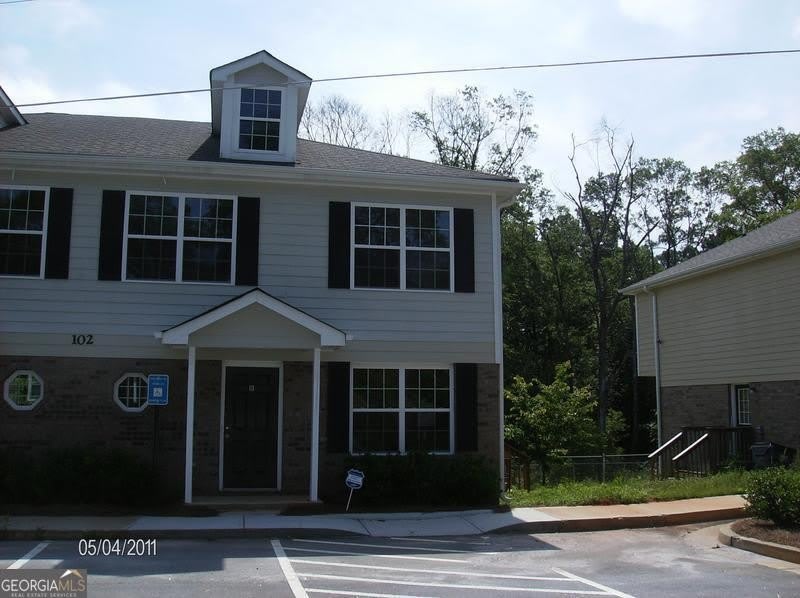 102 B Cameron Way – photo 1 of 18
