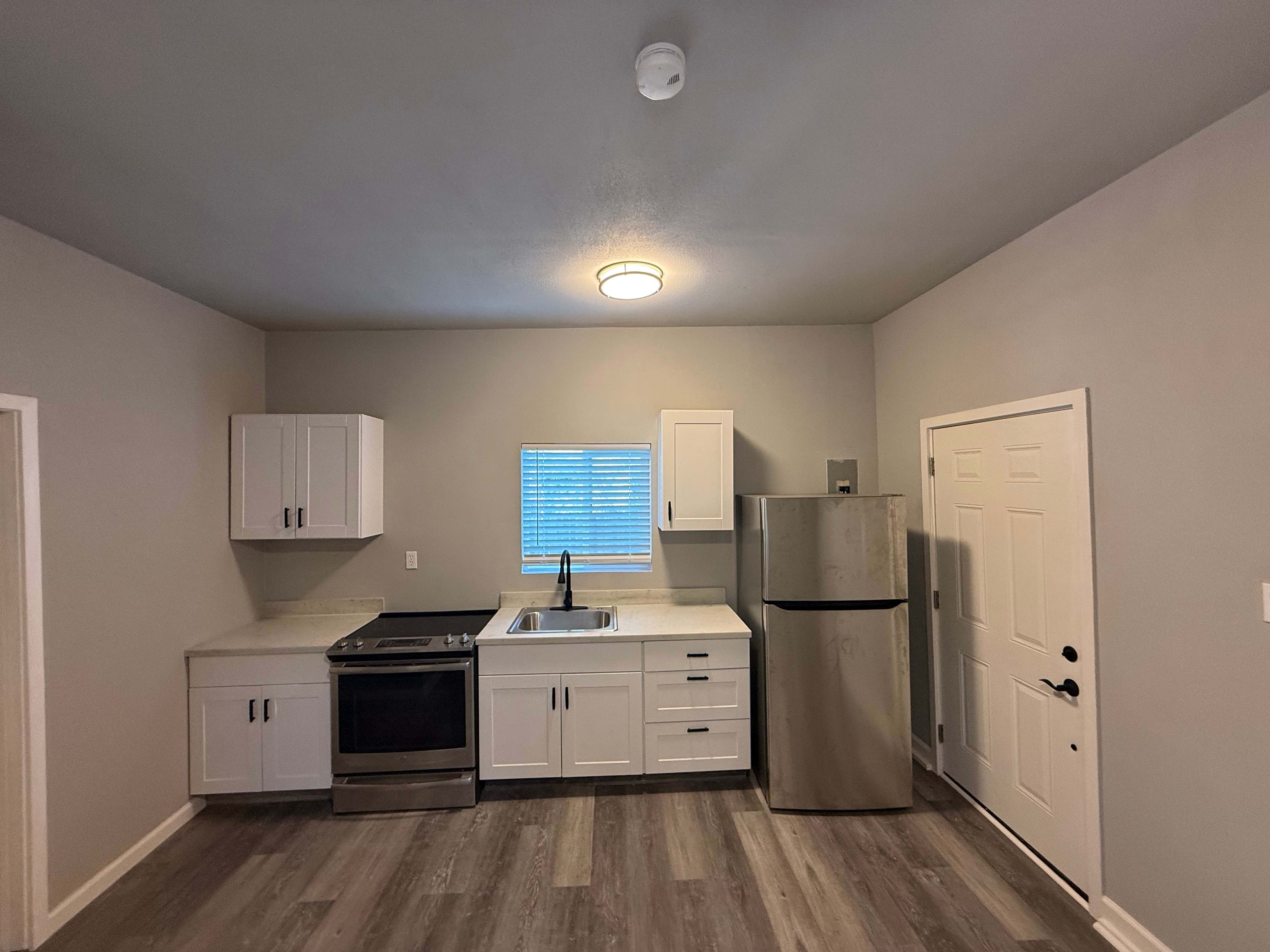 16112 Carolyn Street – photo 1 of 14