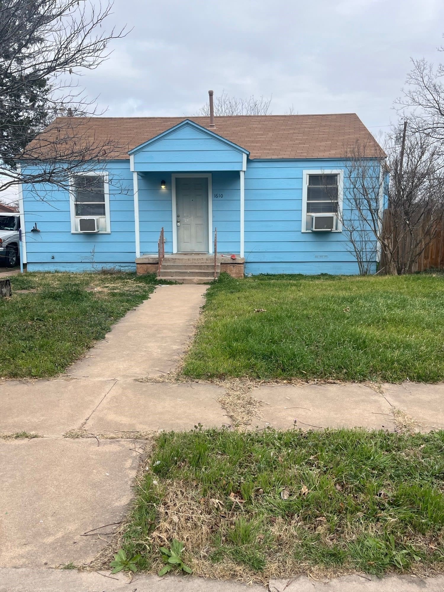 1610 S 15th Street – photo 1