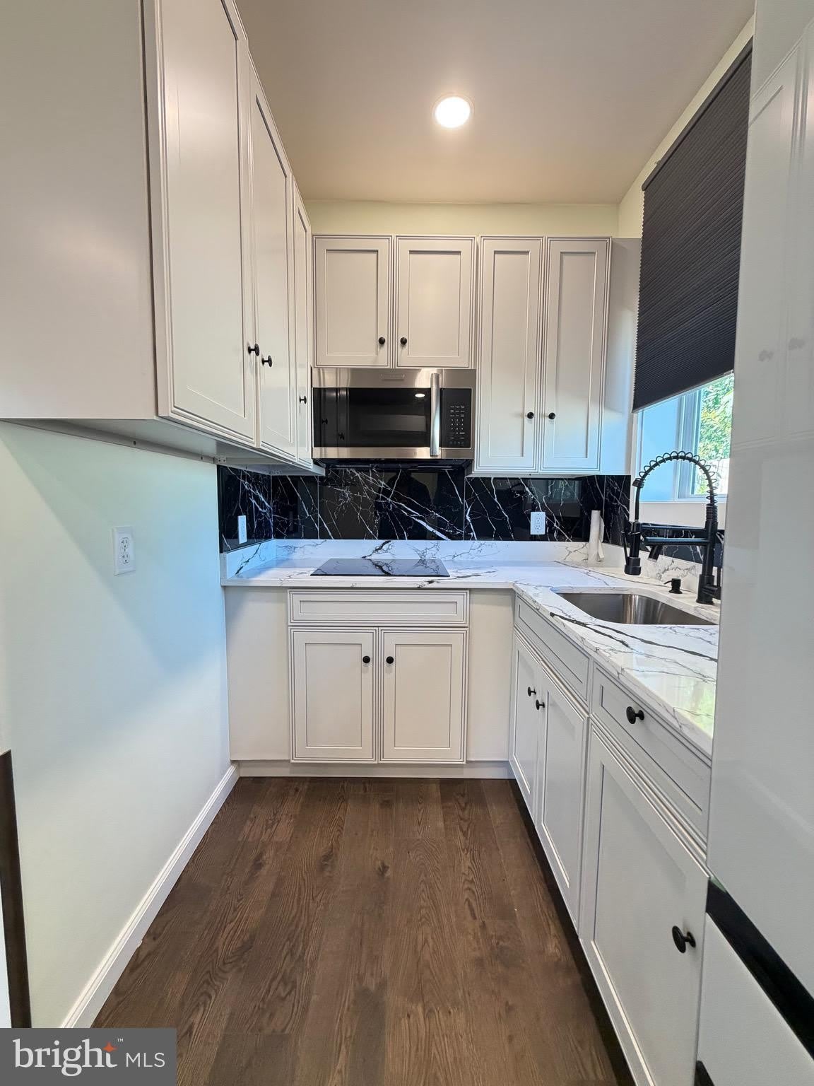6708 LONGRIDGE Drive – photo 1 of 4