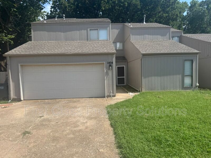 1404 Mary Lee Lane – photo 1