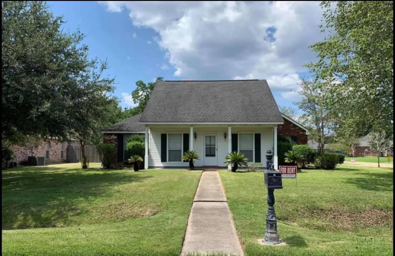 9181 Gary Dr – photo 1