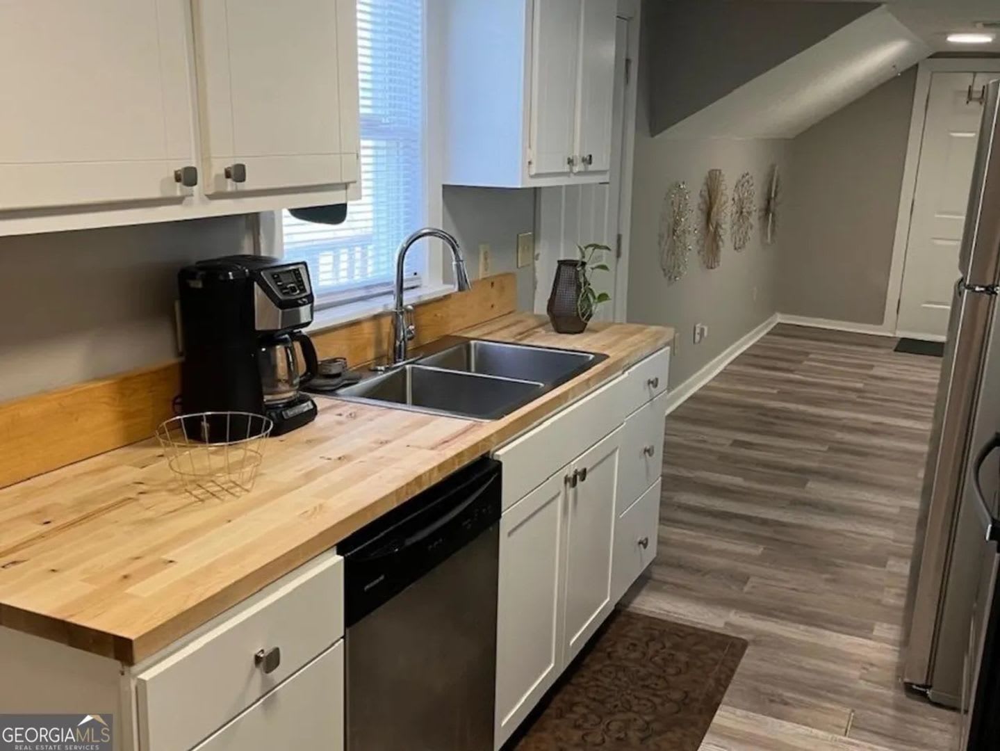 Room in 2 Bedroom Home at W Strickland St – photo 1 of 17