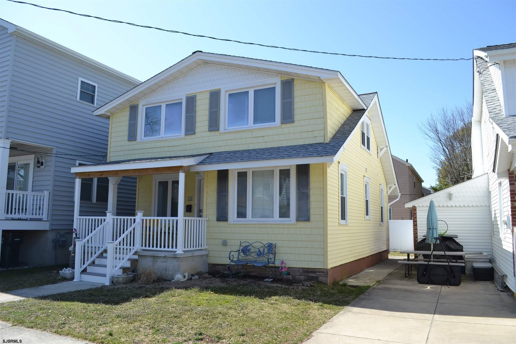 22 N Buffalo Ave – photo 1 of 28