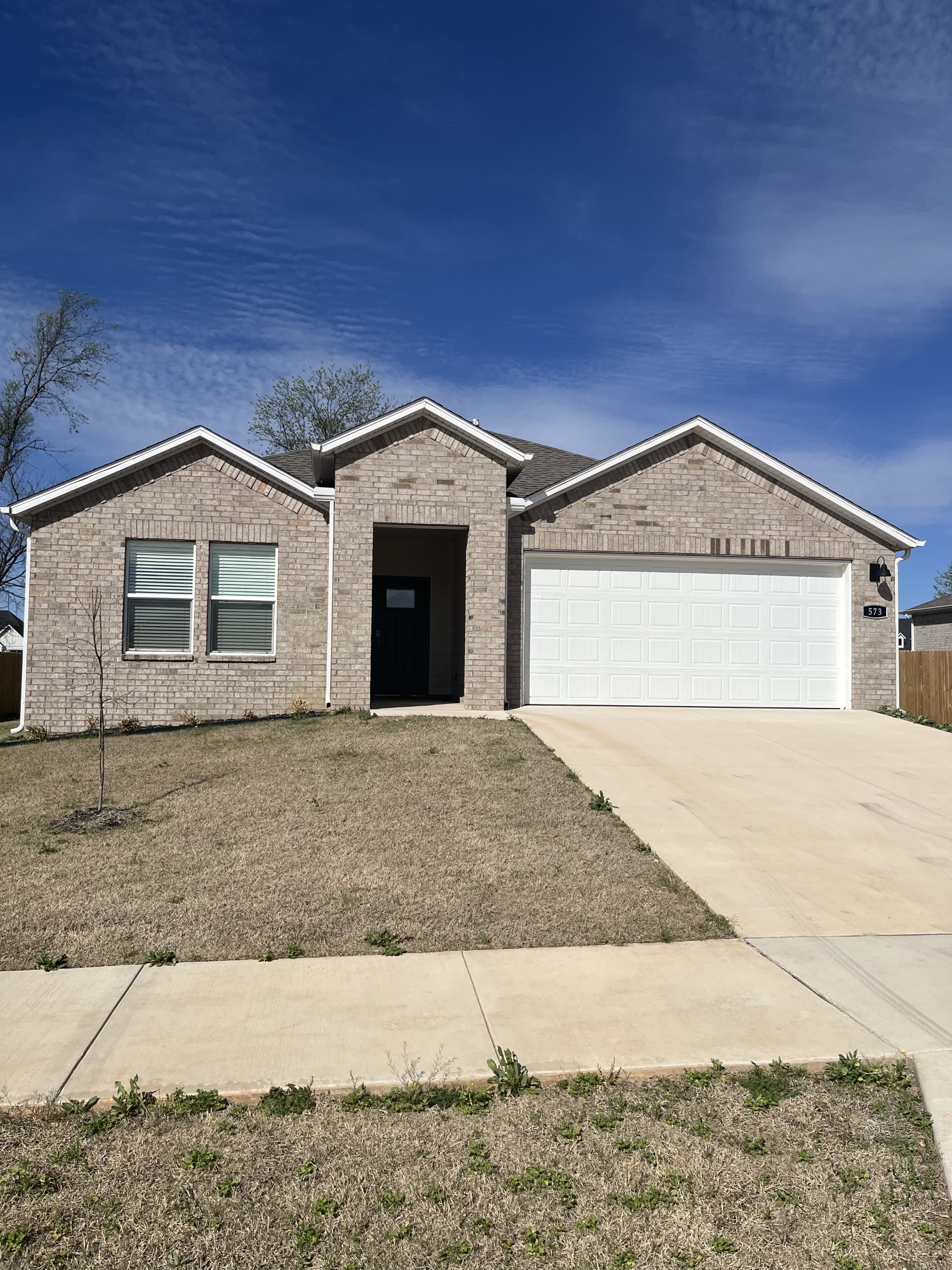 573 Arizona Street – photo 1