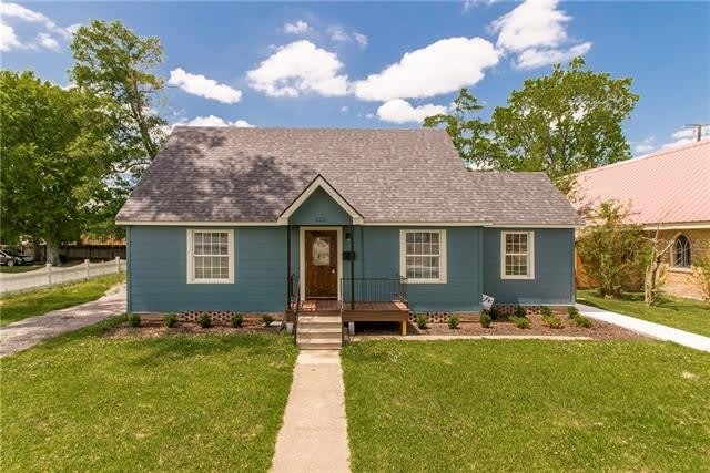 223 Hoppen Place – photo 1 of 24