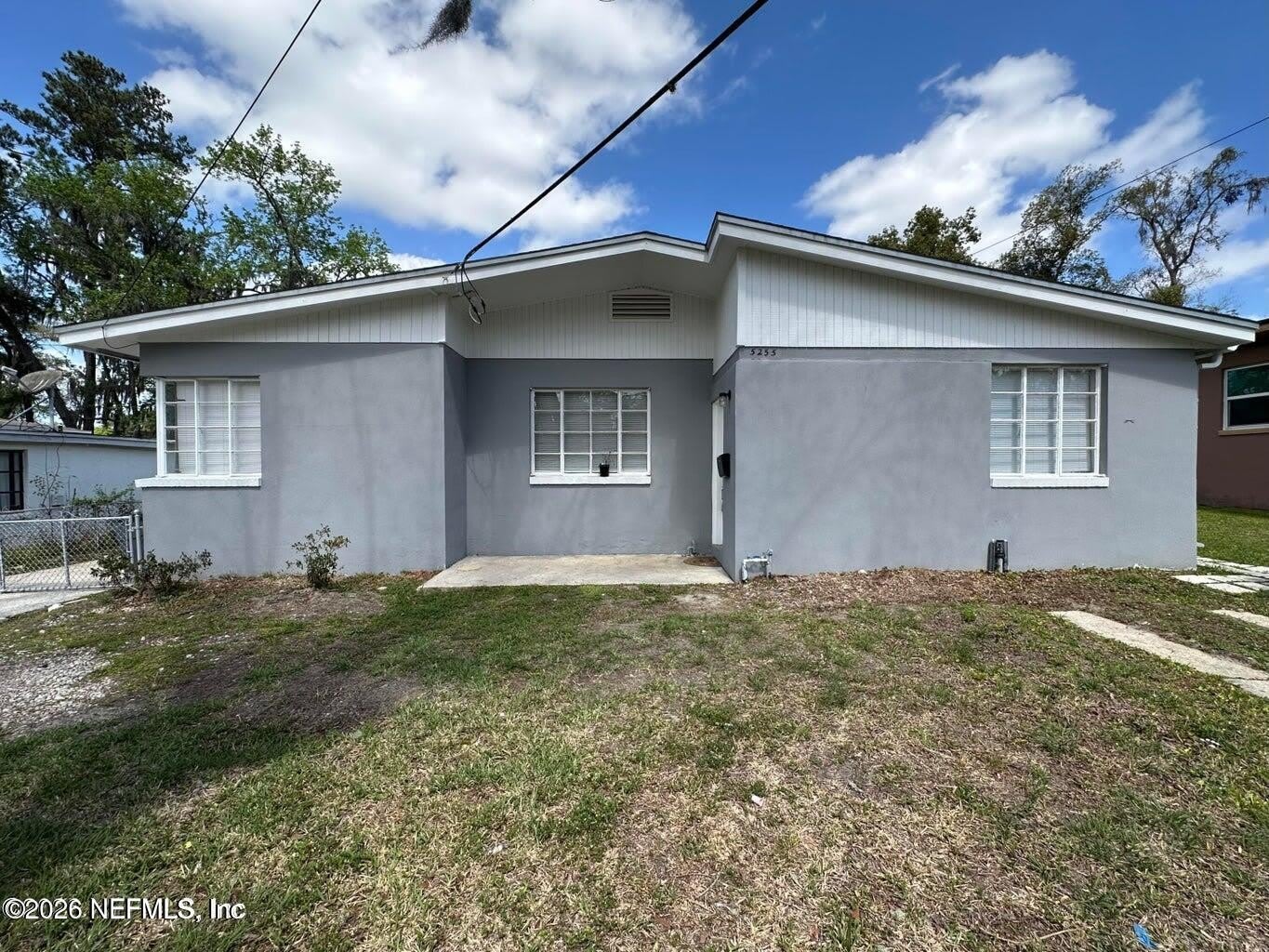 5255 CAMILLE Avenue – photo 1