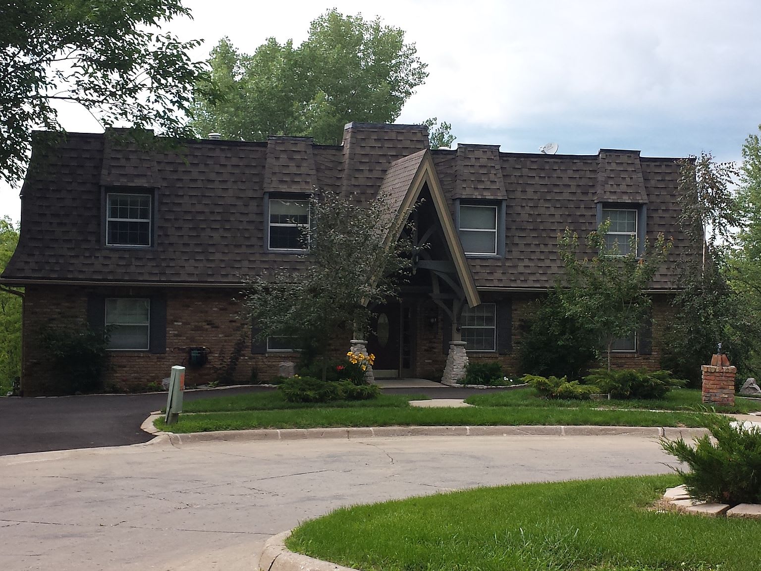 1515 Olde Hickory Road 1 – photo 1 of 12