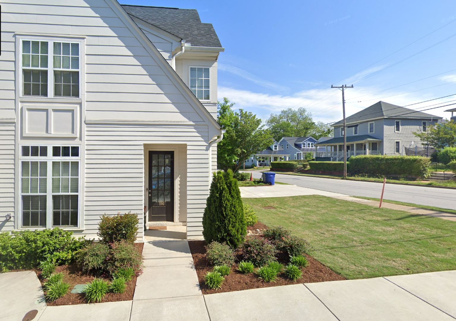 Beautiful Townhome For Rent – photo 1 of 368