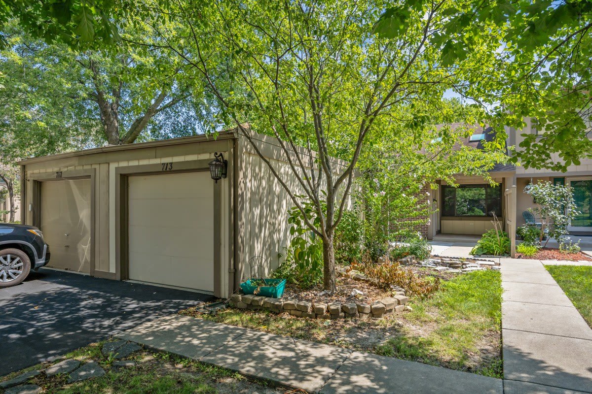 713 Acadia Court – photo 1 of 28