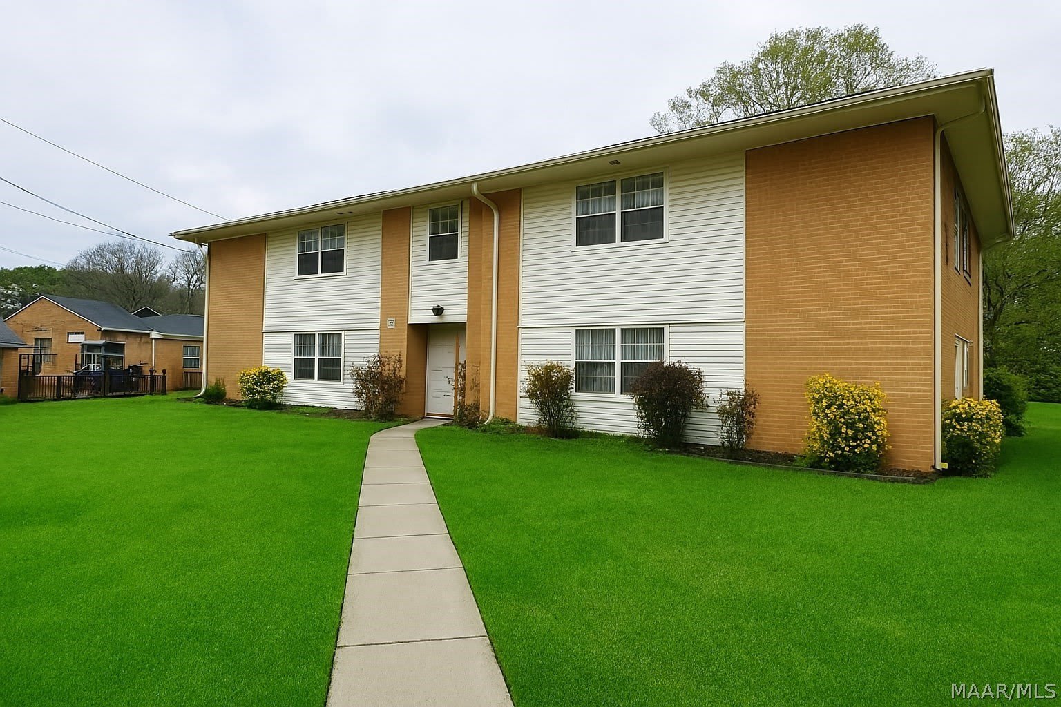 718 W Edgemont Avenue – photo 1