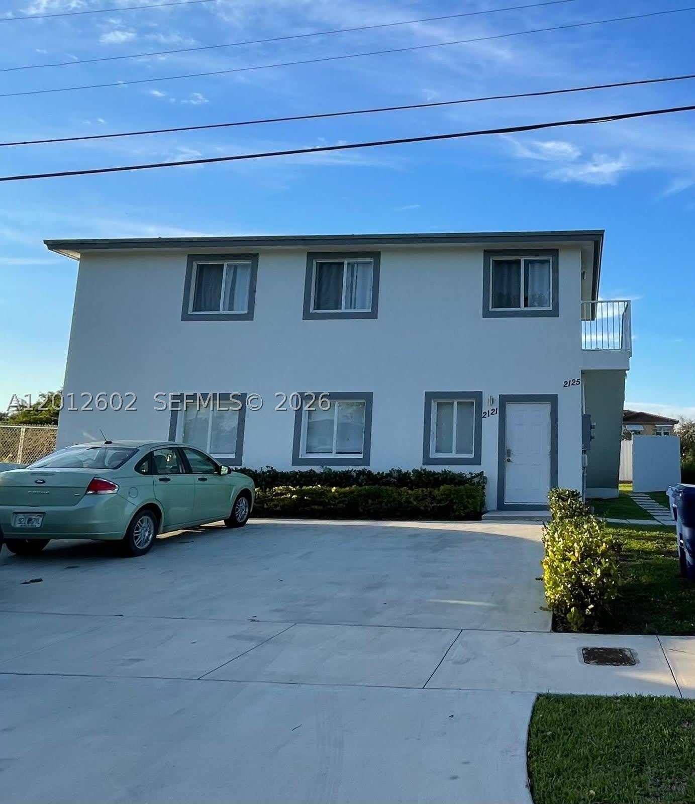 2121 Nw 72Nd St – photo 1 of 10