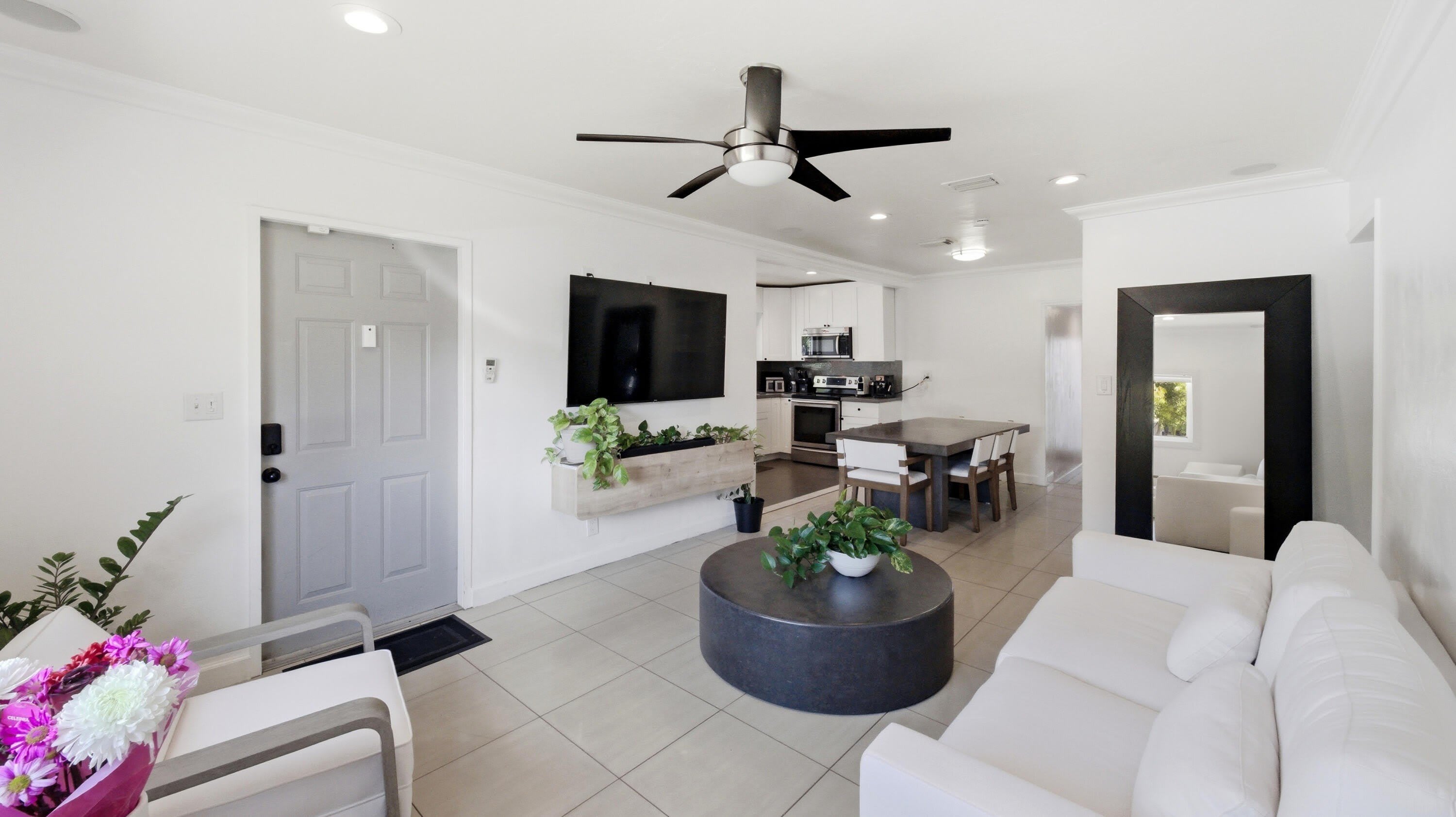 1234 NW 7th Avenue – photo 1