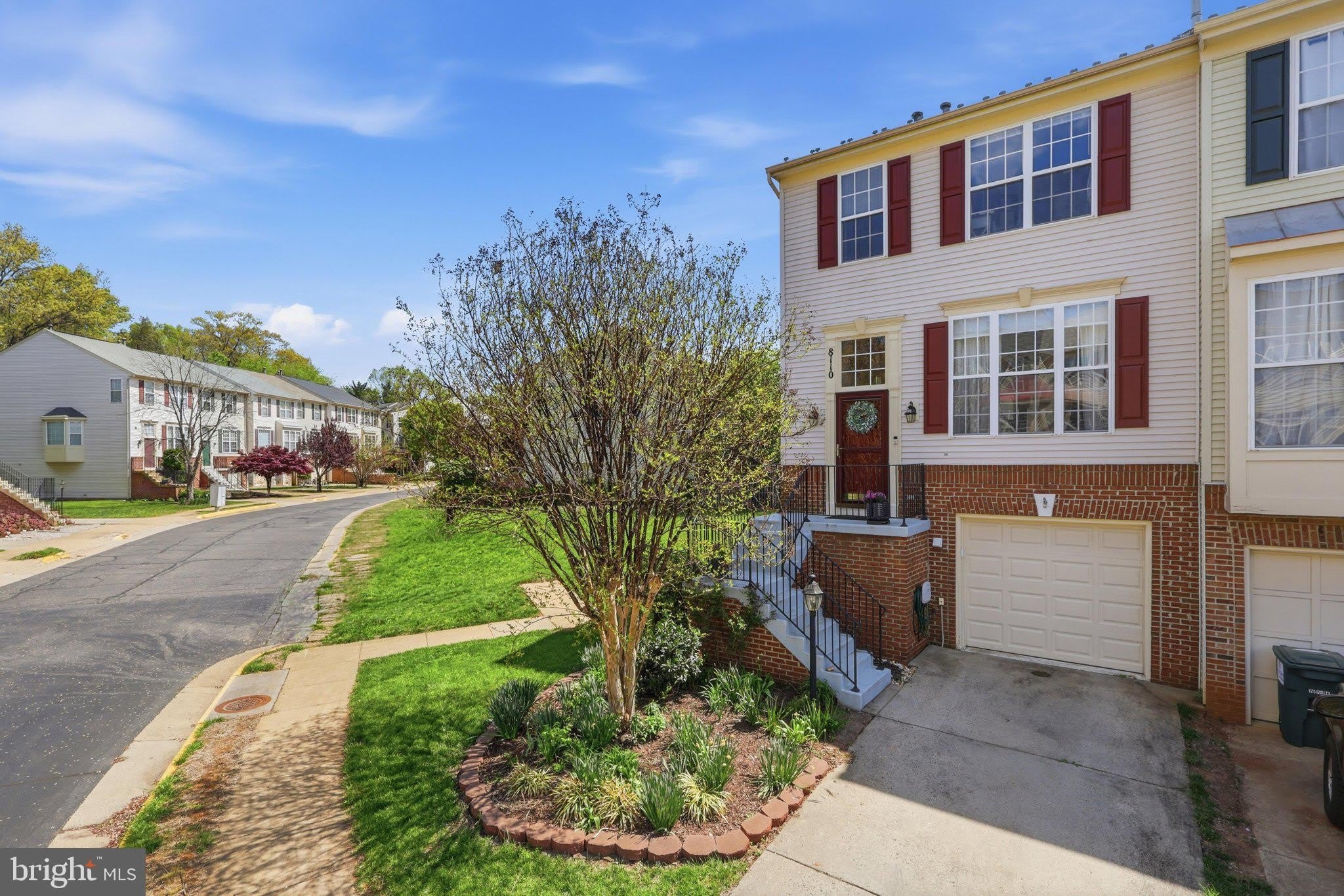 8110 CERROMAR Way – photo 1 of 30
