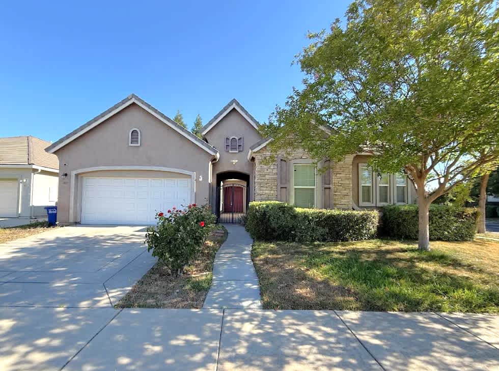 405 Hearst Dr – photo 1
