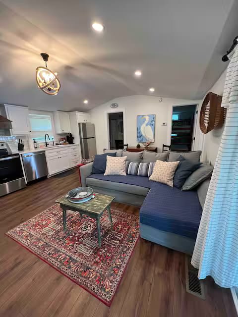 198 Cedar Point Road Northwest – photo 1 of 16