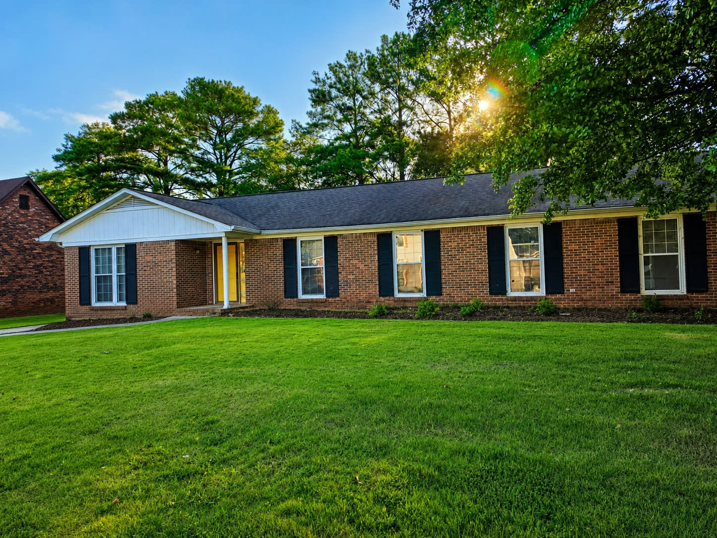 1820 Cumberland Avenue Southwest – photo 1