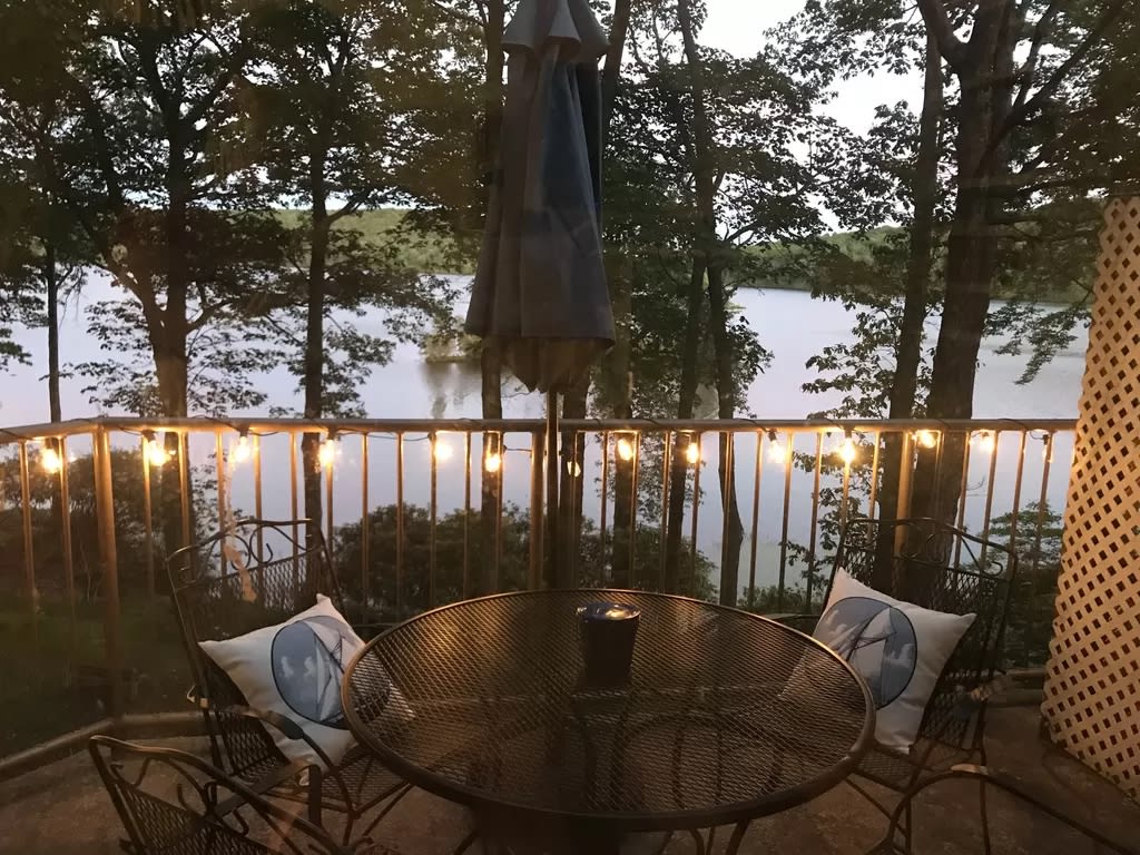 19 Midlake Drive – photo 1 of 4