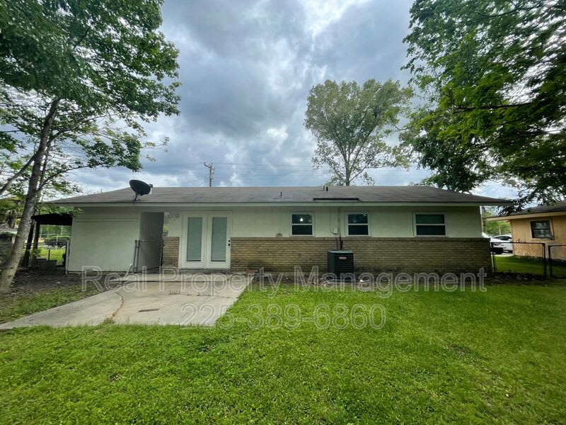 4411 Baker Blvd.