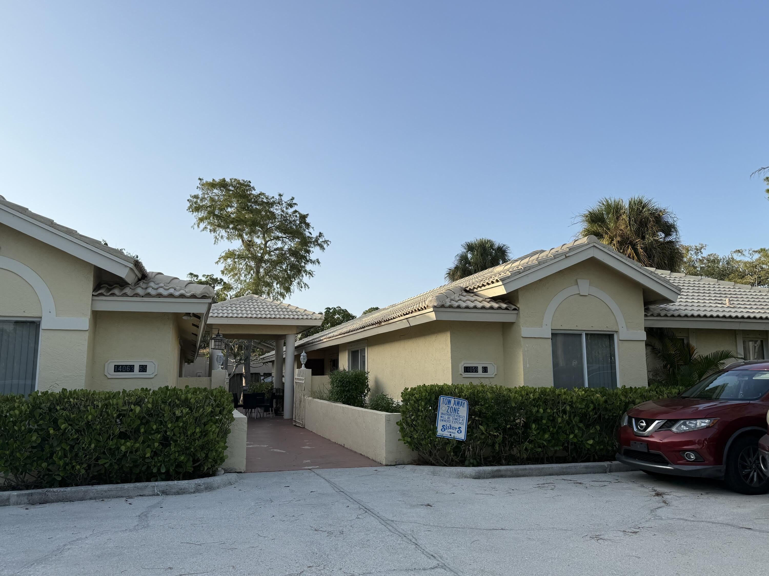 14063 Wellington Trace – photo 1