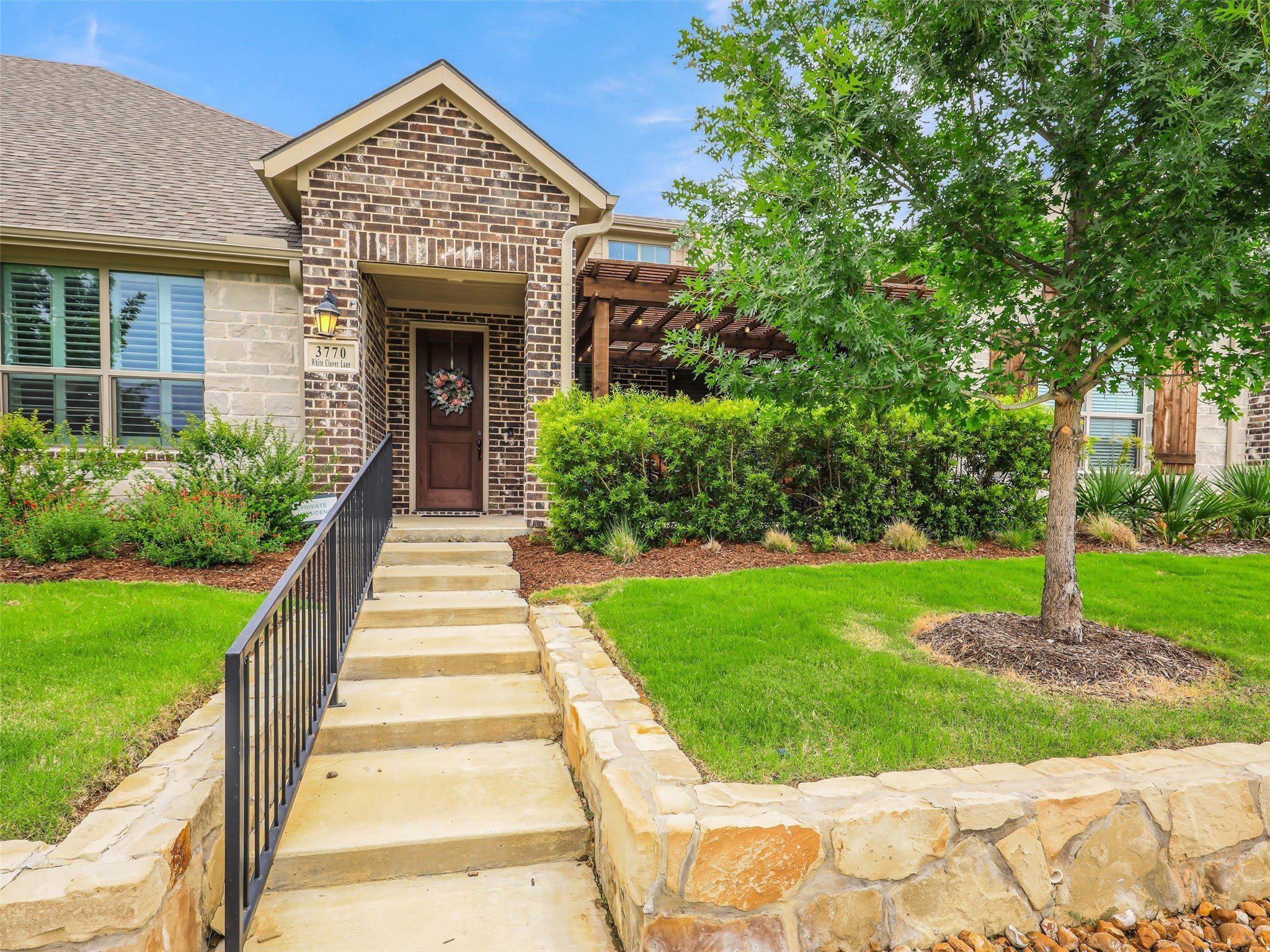 3770 White Clover Lane – photo 1