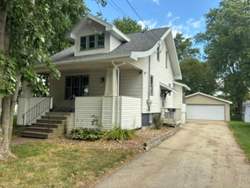 216 Foote Street – photo 1 of 17