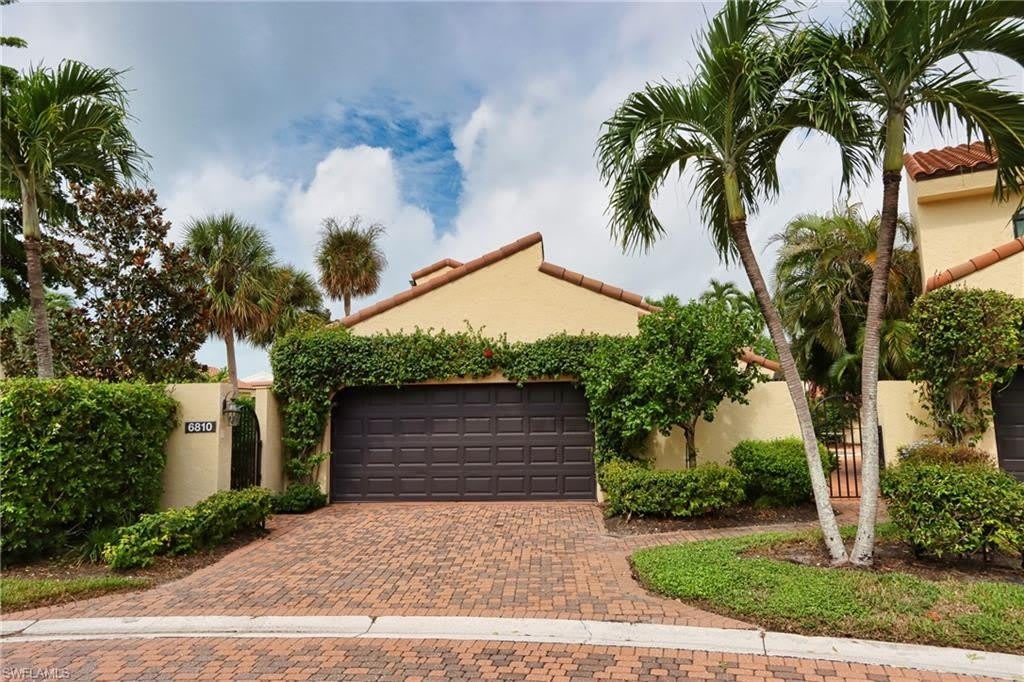 6810 Sand Pointe Cir – photo 1