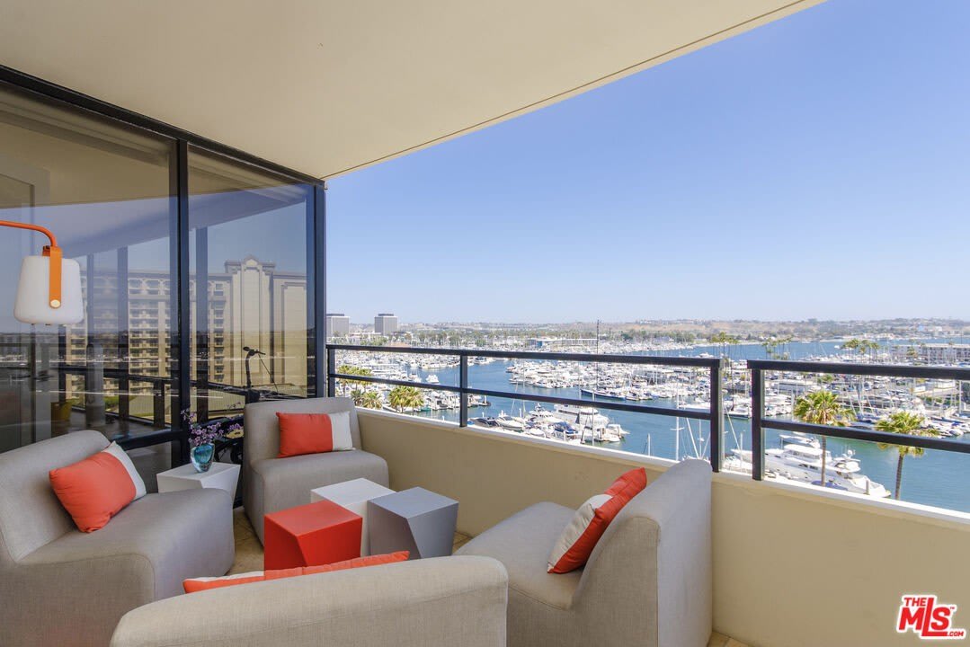 4335 Marina City – photo 1 of 304