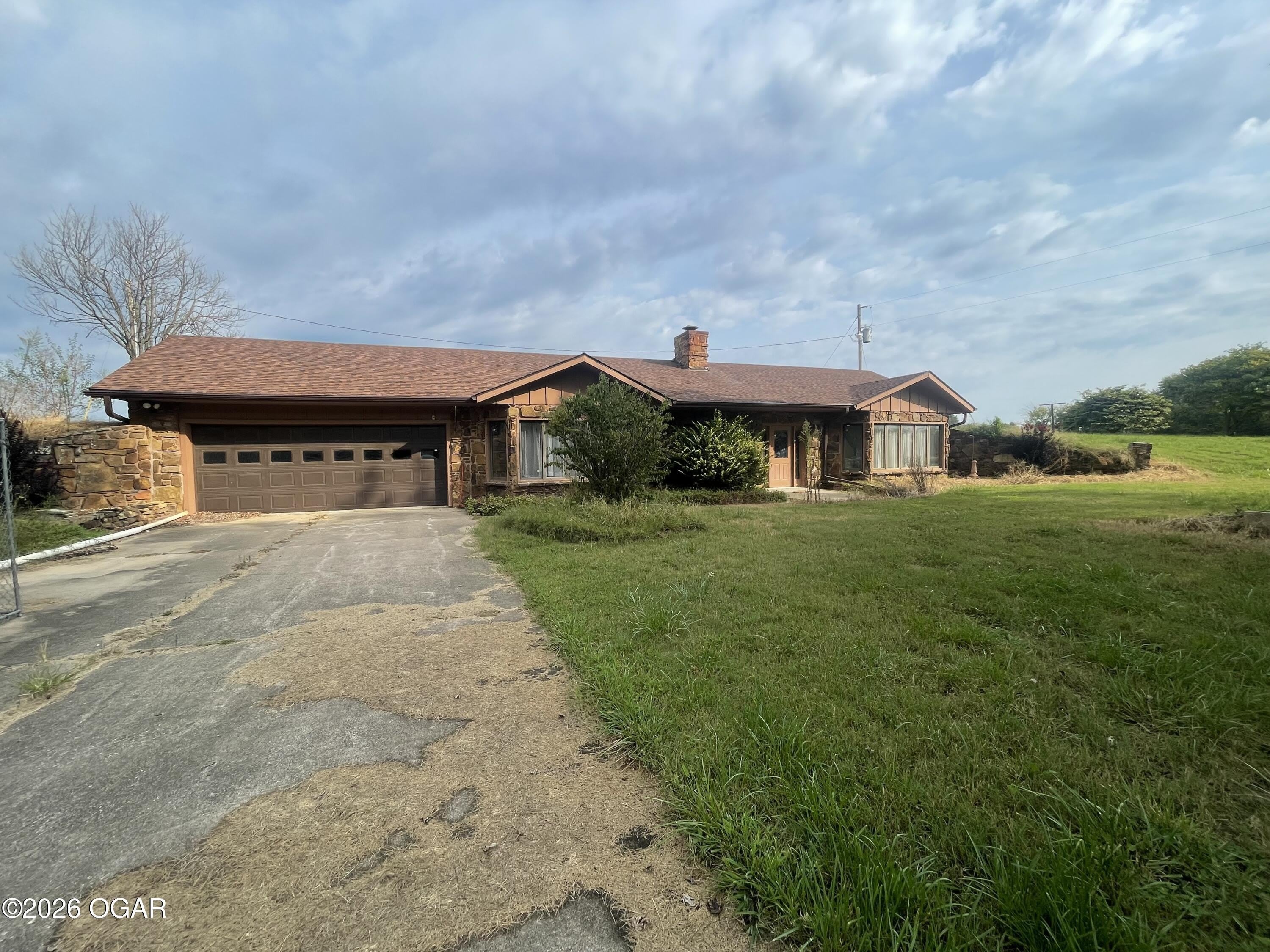 27523 Thorn Road – photo 1 of 8