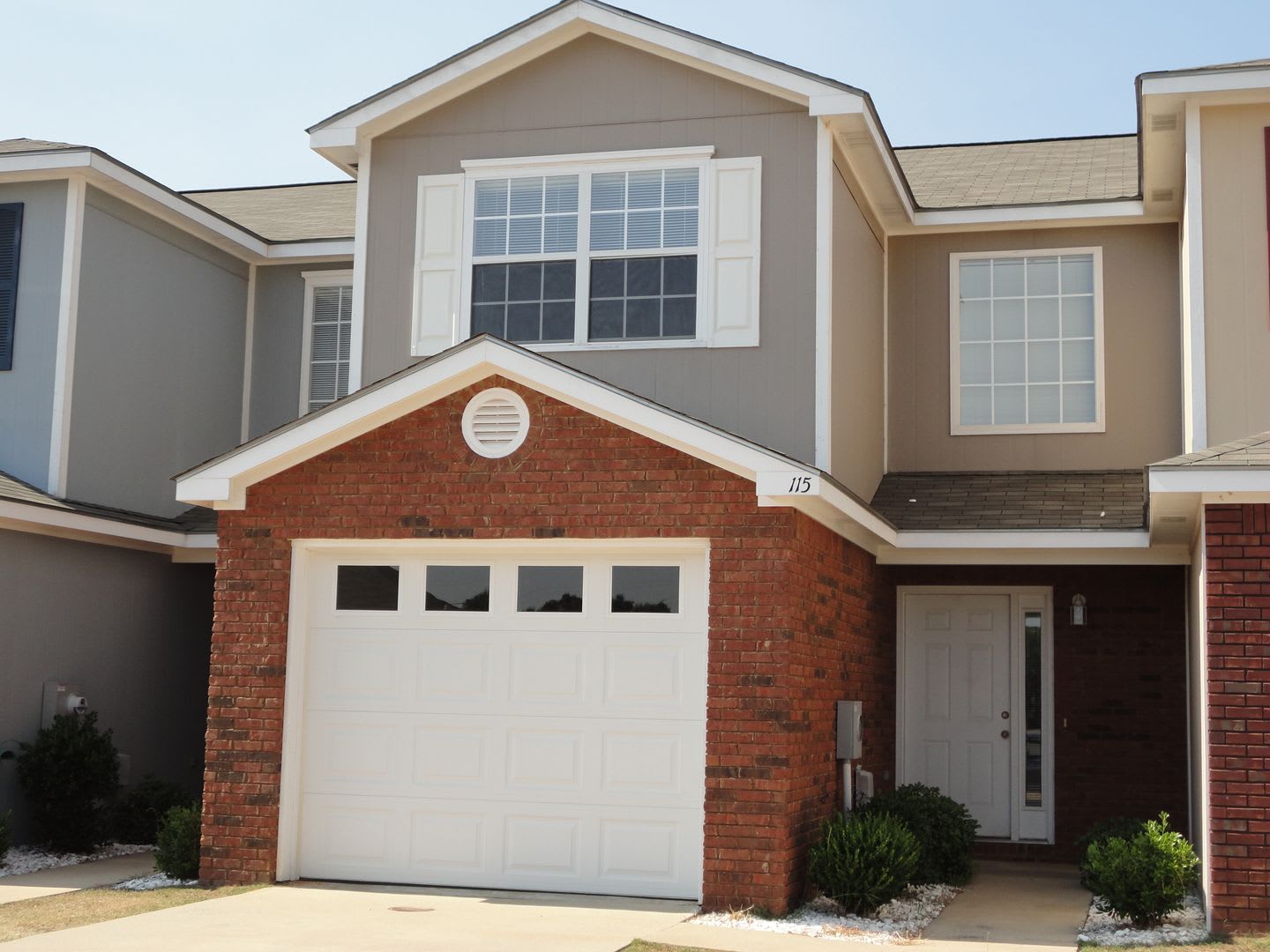 115 Wakefield Way – photo 1 of 38