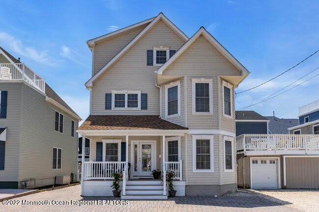 63 Fort Avenue – photo 1