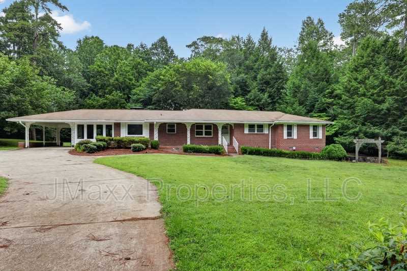 13795 Birmingham Highway – photo 1 of 15