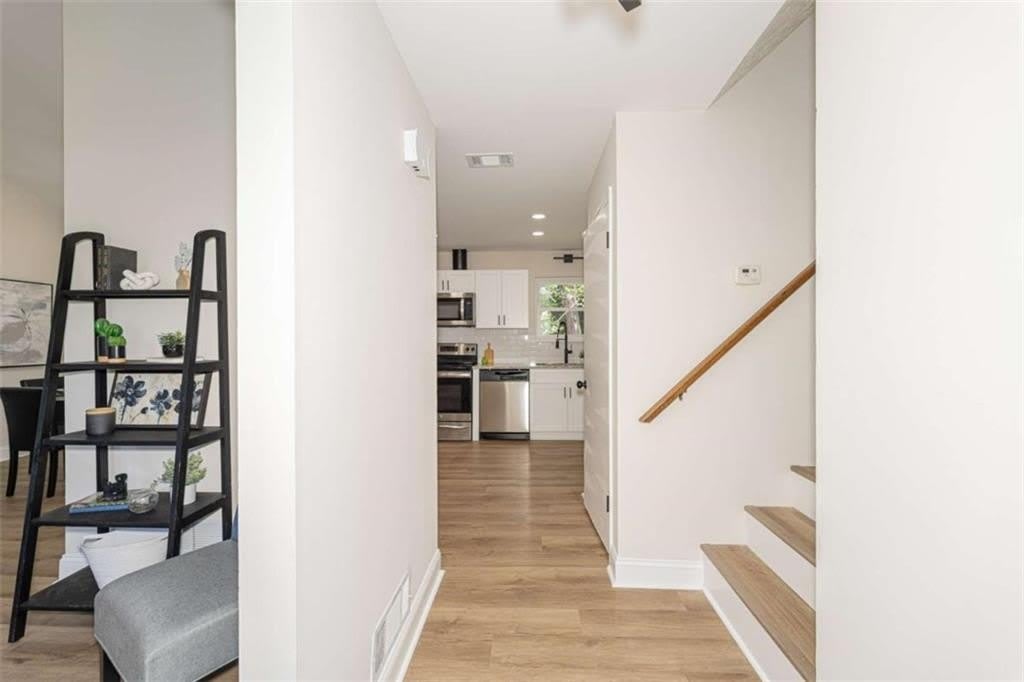 4887 Hull Road – photo 1