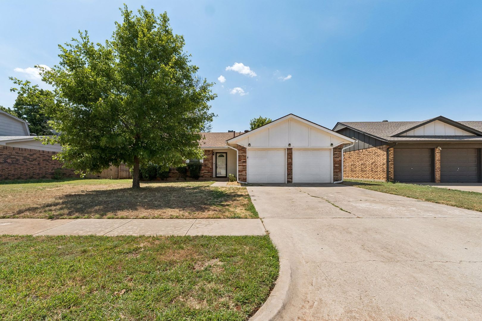 Rental – photo 1 of 29