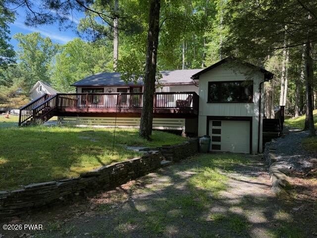30 Lakeside Drive – photo 1 of 22