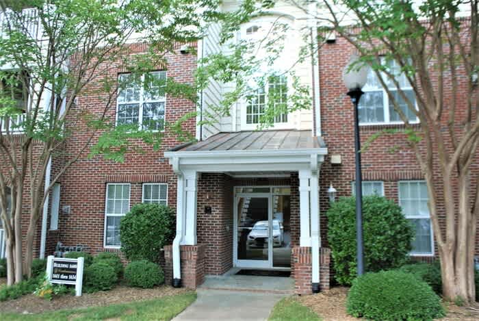 1621 Providence Glen Drive – photo 1