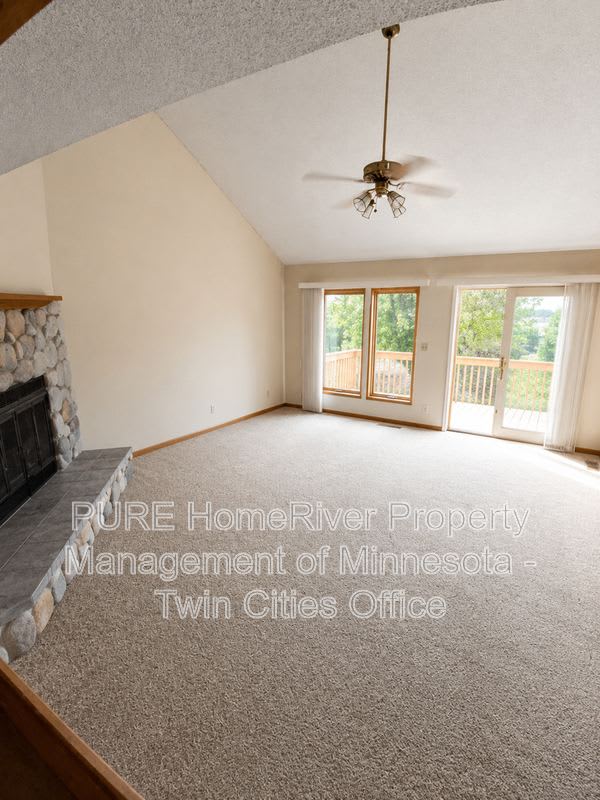 1468 90th St W – photo 1 of 3